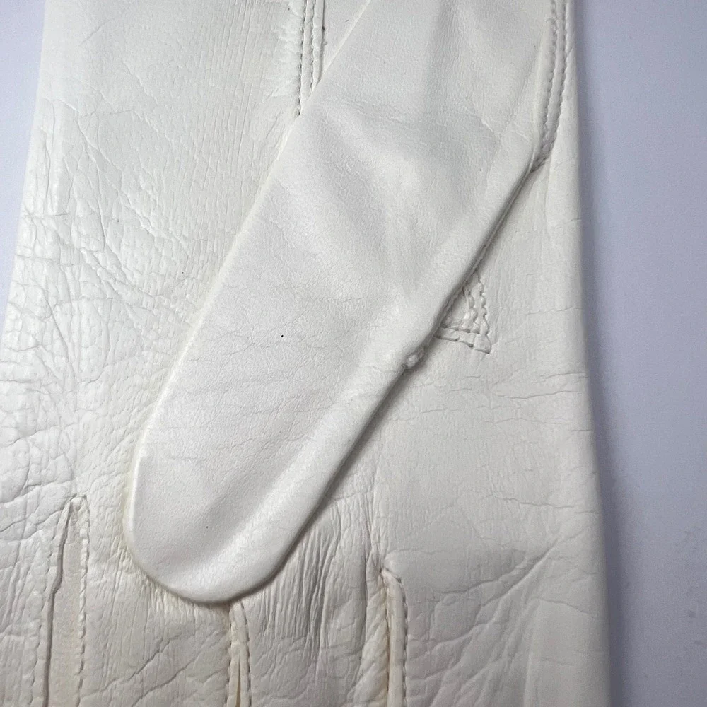 Fownes White Leather Gloves Womens 7.5 Opera Length NOS Vintage Washable Formal